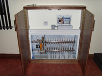 PRE Showroom Manifold Display